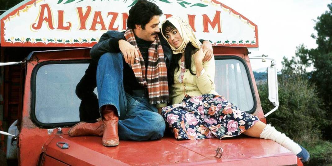 Al Yazmalım, Çiçek Abbas'ın müziklerinde imzası vardı! Cahit Berkay'dan şok itiraf: Zamanında o ünlüye aşıkmış 3